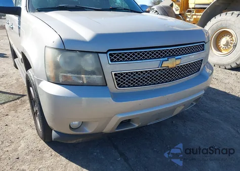 2007 Chevrolet Suburban 1500 Ltz из США, поврежденный, VIN 1GNFK16367J308989